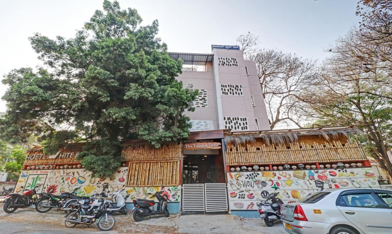 Treebo Trend White Inn Koramangala Bangalore Bagian luar foto
